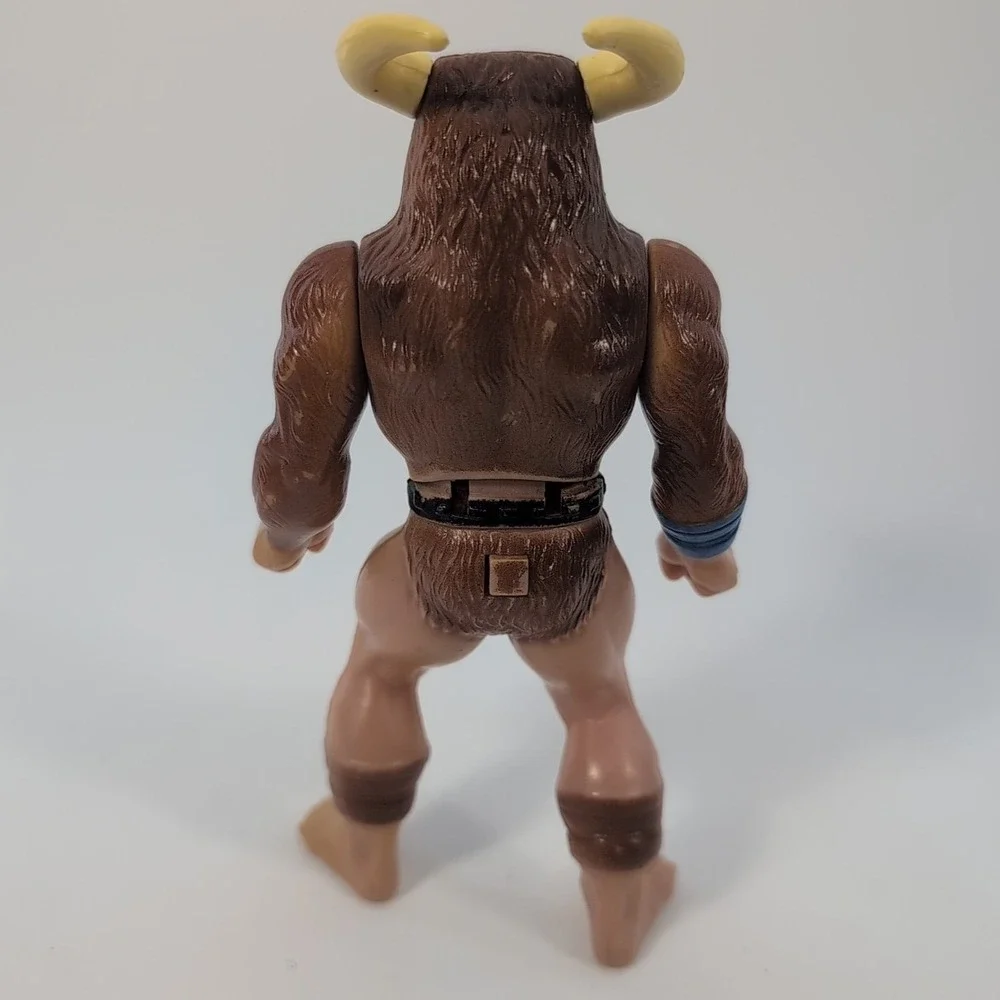 Vintage 1984 Crossbows‎ and Catapults Battling Giants Minotaur Figure